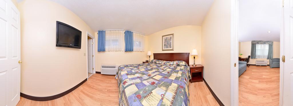 Tower Inn And Suites Of Guilford / Madison 외부 사진