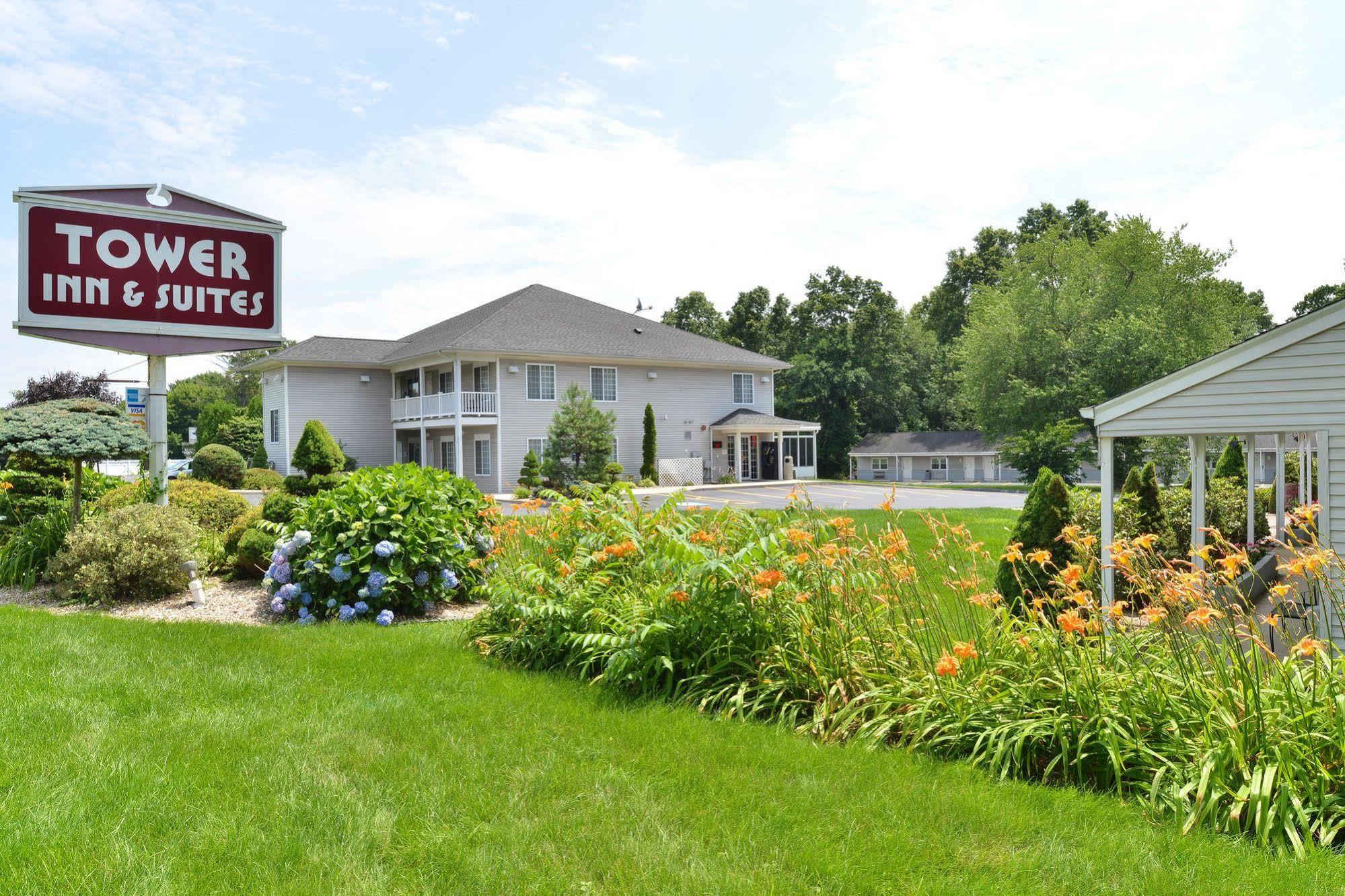 Tower Inn And Suites Of Guilford / Madison 외부 사진