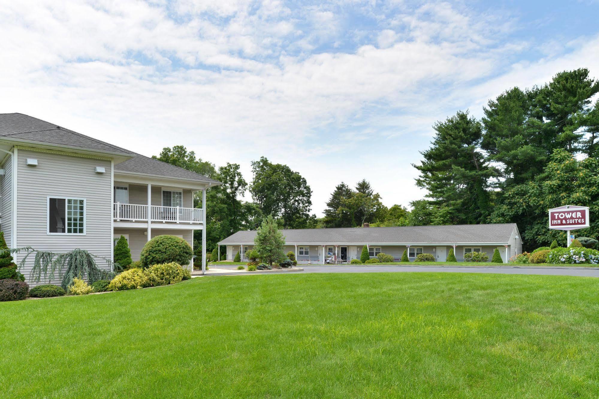 Tower Inn And Suites Of Guilford / Madison 외부 사진